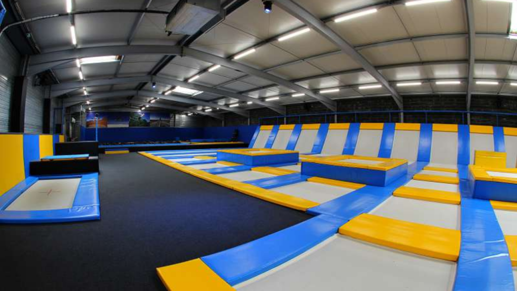 trampoline park beziers